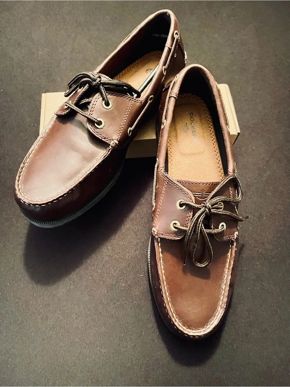 Dockers Men’s Brown Leather Lace-Up Boat Shoes. 10.5 M BRAND NEW